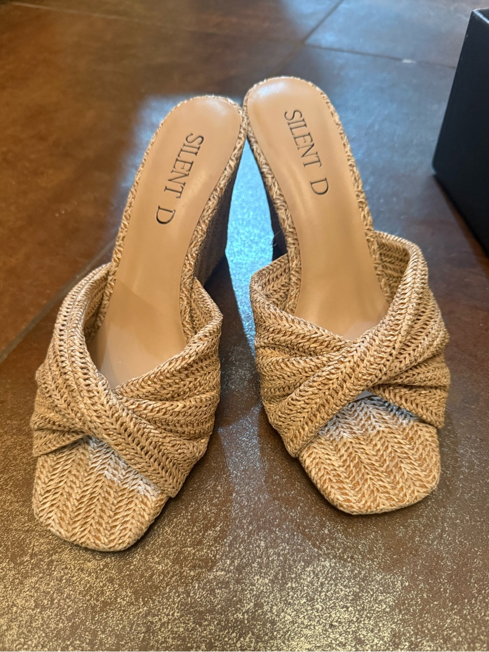 Silent D Woven Knot Mule in Tan Raffia
